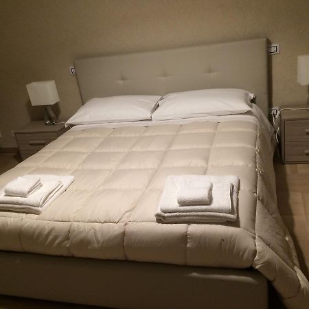 バーリ Casa Grace 2 Bed & Breakfast エクステリア 写真